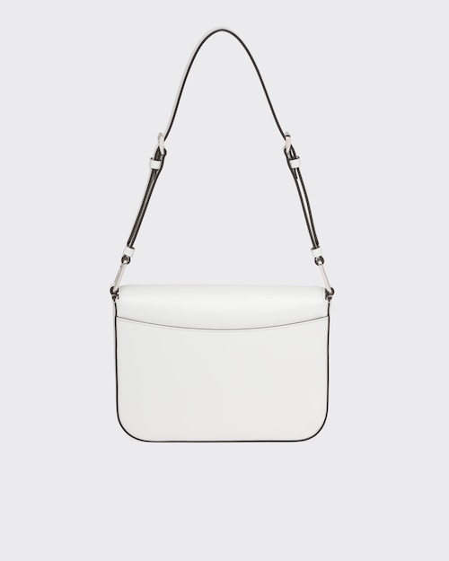 大人気!雑誌「VIVI」に掲載!藤田ニコルの愛用ブランドの新作バッグが掲載されたブラックレザーショルダーバッグ 大人の女性へ - 画像 (19)