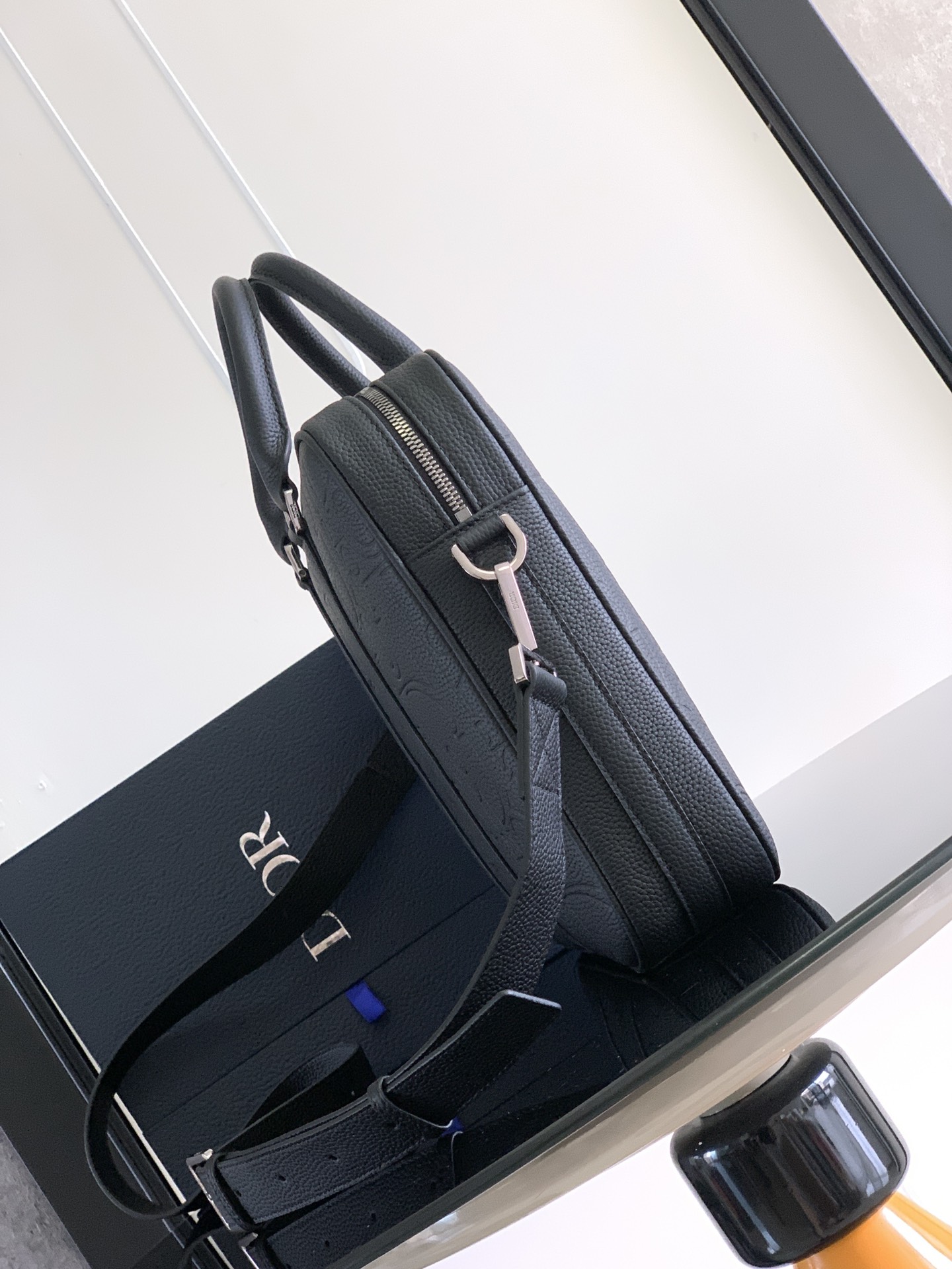 【Dior】2024年秋冬メンズシリーズ新商品 1ESBR180CDP - 画像 (3)