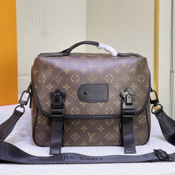 エレガント☆Louis Vuitton☆LV トレイル ショルダーバッグ M46972