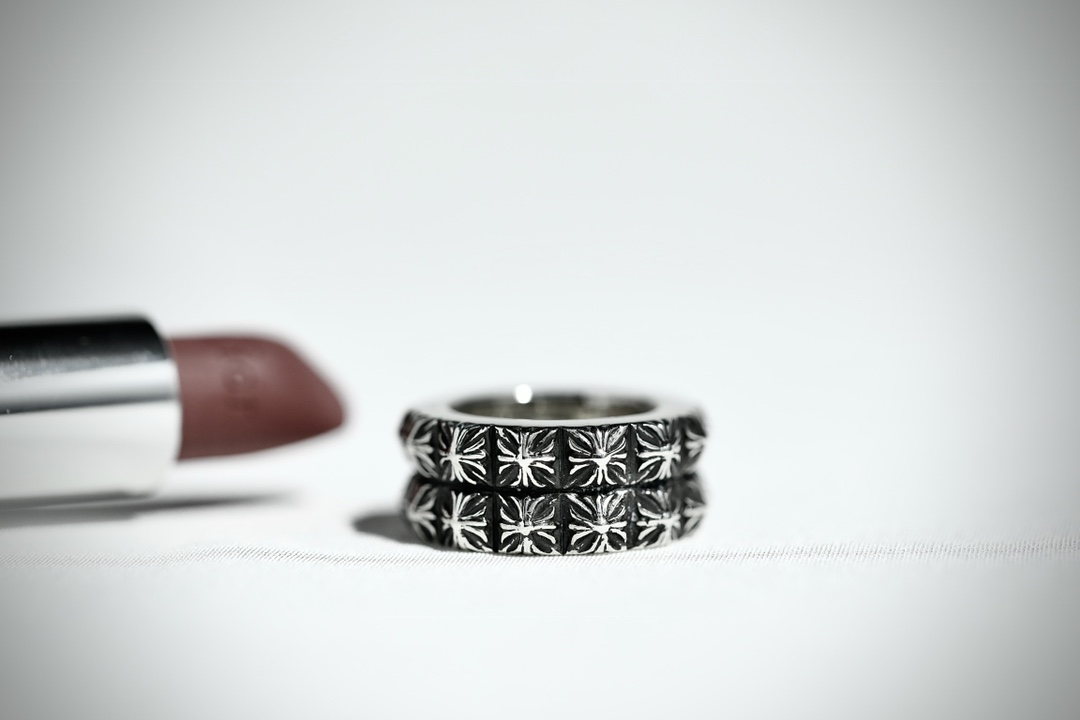 【Chrome Hearts】 男性と女性のためのクロエハートファッションパーソナリティリング - 画像 (2)