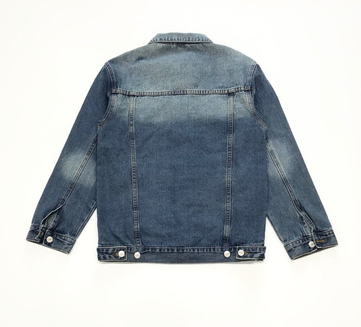 【BALENCIAGA】バレンシアガの新しい刺繍デニムジャケット - 画像 (2)