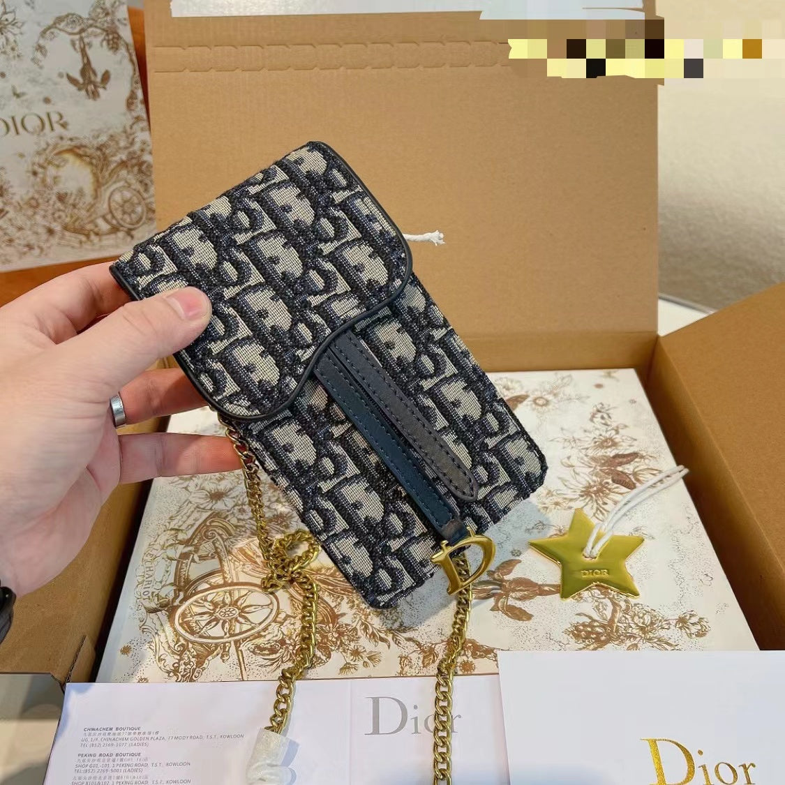 🔥2 個購入すると、最低価格の 1 個が無料になります🔥📱Dior限定版の小さくて絶妙な携帯電話バッグ👝【50%割引+送料無料】 - 画像 (10)