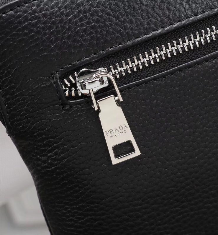 【PRADA 公式旗艦店】プラダ クラッチバッグ 当日出荷 好評に付き再入荷!28*18*3CM - 画像 (5)