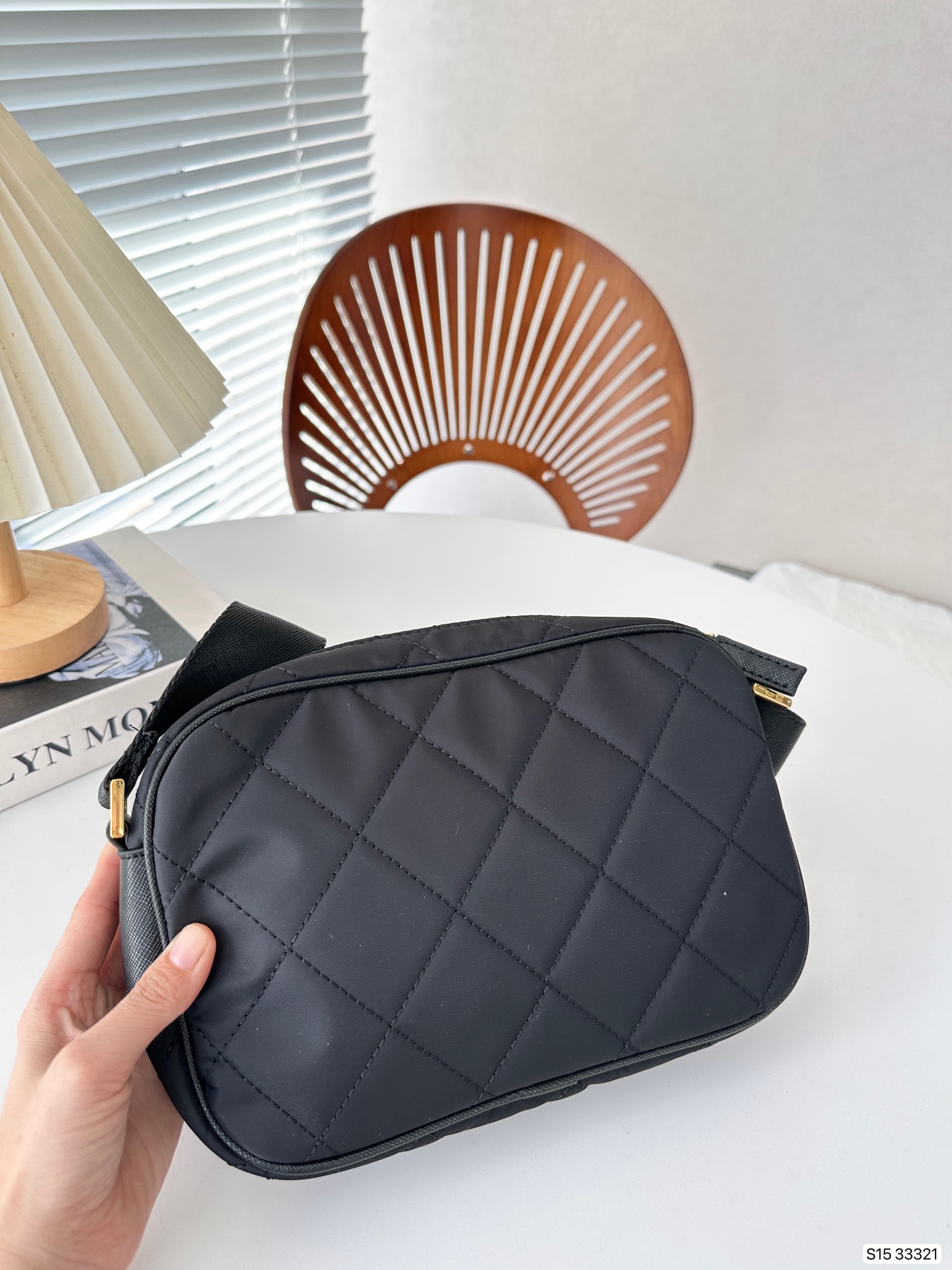 【PRADA 公式旗艦店】 プラダ 斜めがけバッグ当日出荷 好評に付き再入荷24*16CM - 画像 (5)