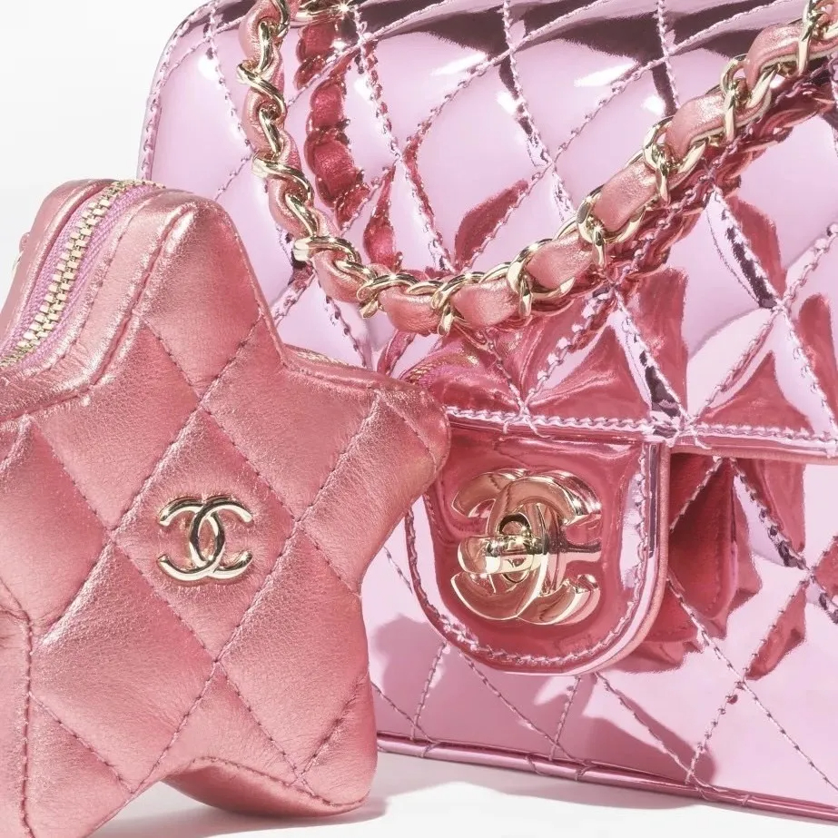 2024 CRUISE CHANEL ミニフラップバッグ&スターコインケース付 - 画像 (6)