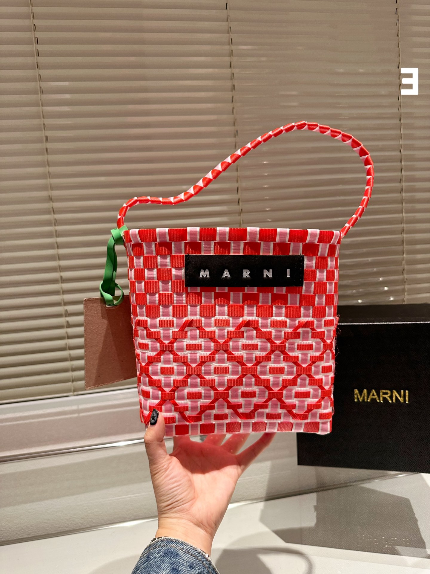 【新作!!】大人気★MARNI MARKET★ POD BUCKET BAG - 画像 (4)