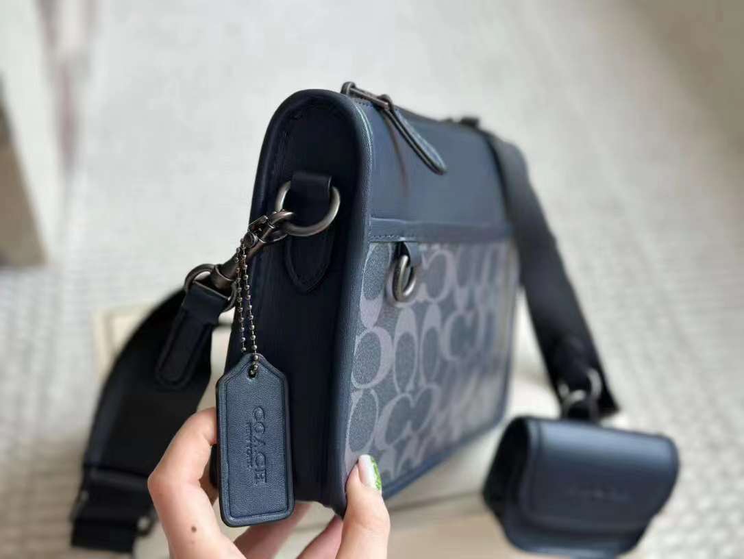 Coach コーチ メンズ ショルダー バックパック 25*16 - 画像 (3)