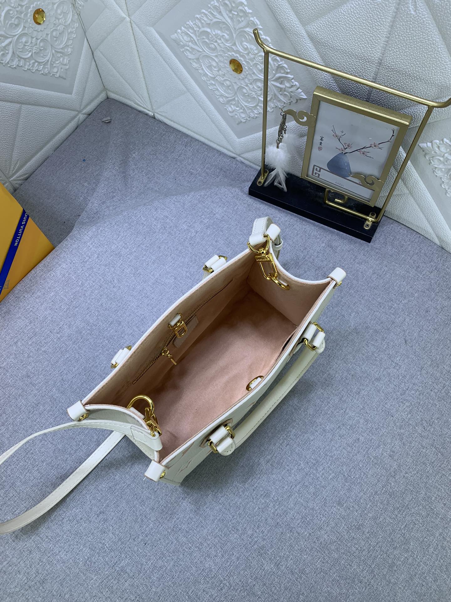 Louis Vuitton(ルイヴィトン) ONTHEGO バッグ 25x19cm - 画像 (24)