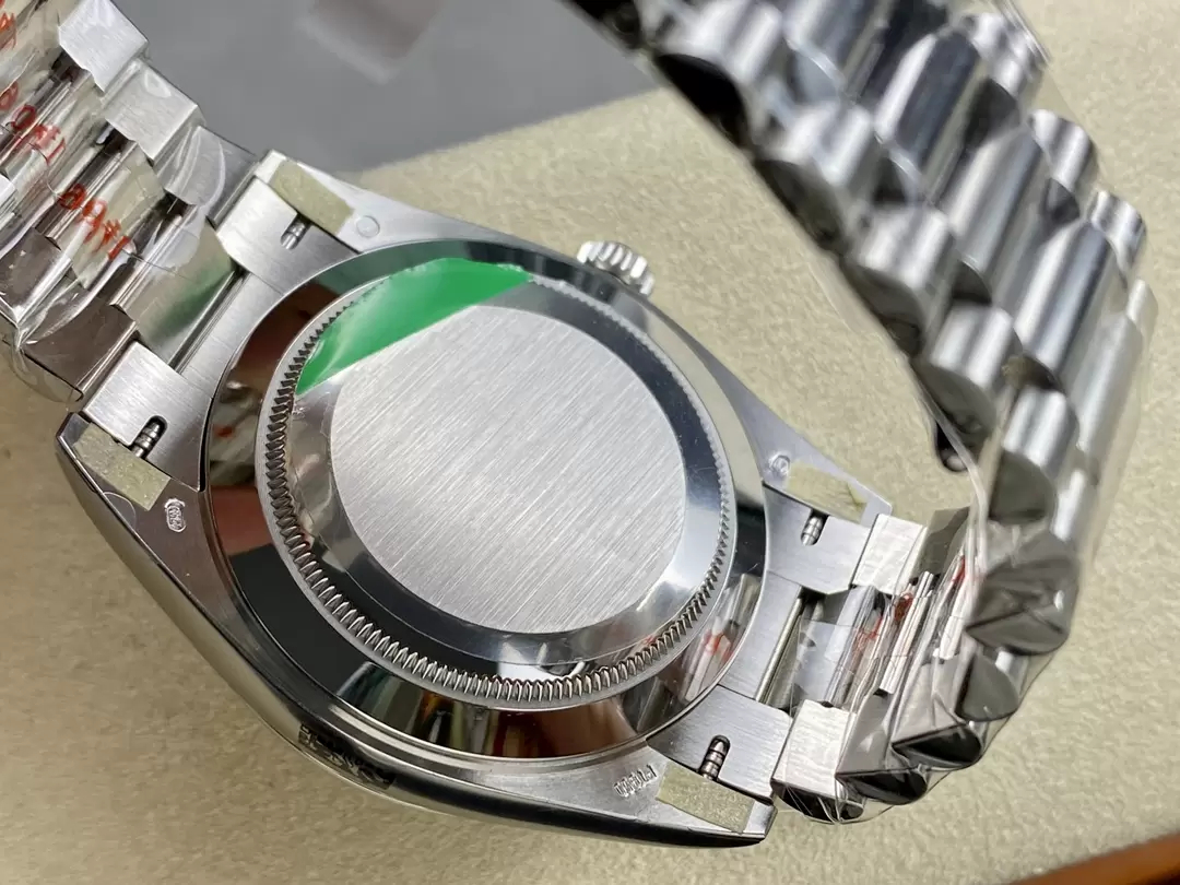 ロレックス デイデイト40 228239-0060 - 画像 (9)