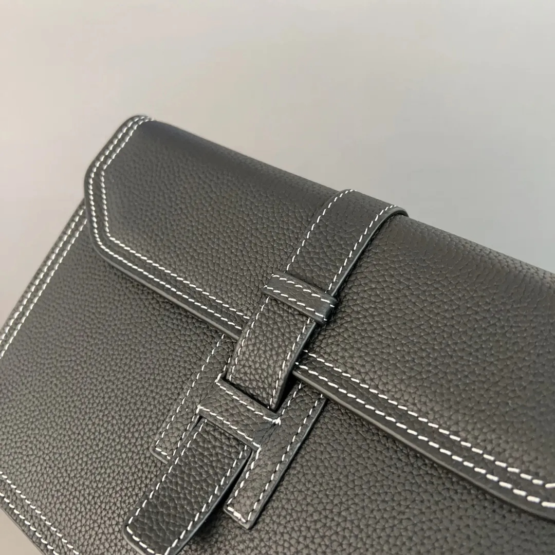 【HERMES 公式旗艦店】エルメス クラッチバッグ 当日出荷 好評に付き再入荷!26*17CM - 画像 (6)