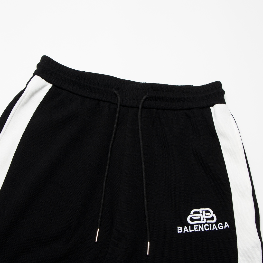🔥2 つのうち 1 つが無料になります 🔥🔥【BALENCIAGA 公式旗艦店】 バレンシアガ ショートパンツ ご好評に付き再入荷! - 画像 (3)