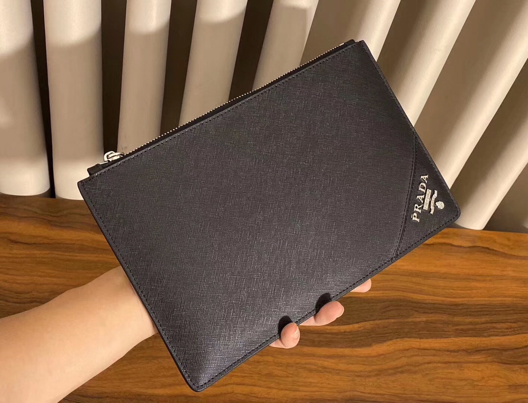 【PRADA 公式旗艦店】プラダ クラッチバッグ 当日出荷 好評に付き再入荷!28*10CM - 画像 (7)