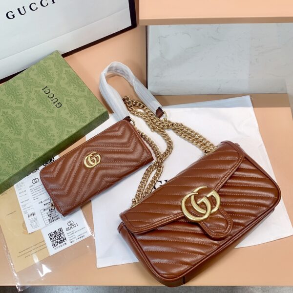 【GUCCI】バッグ GG MARMONT 476433 0OLFT 2535 クロスボディ