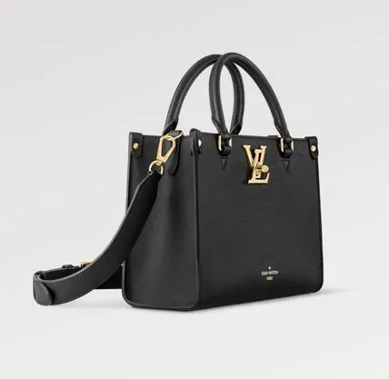 23AW 新作 Louis Vuitton ロック&ゴーバッグ 黒 ホワイト ロゴ - 画像 (2)