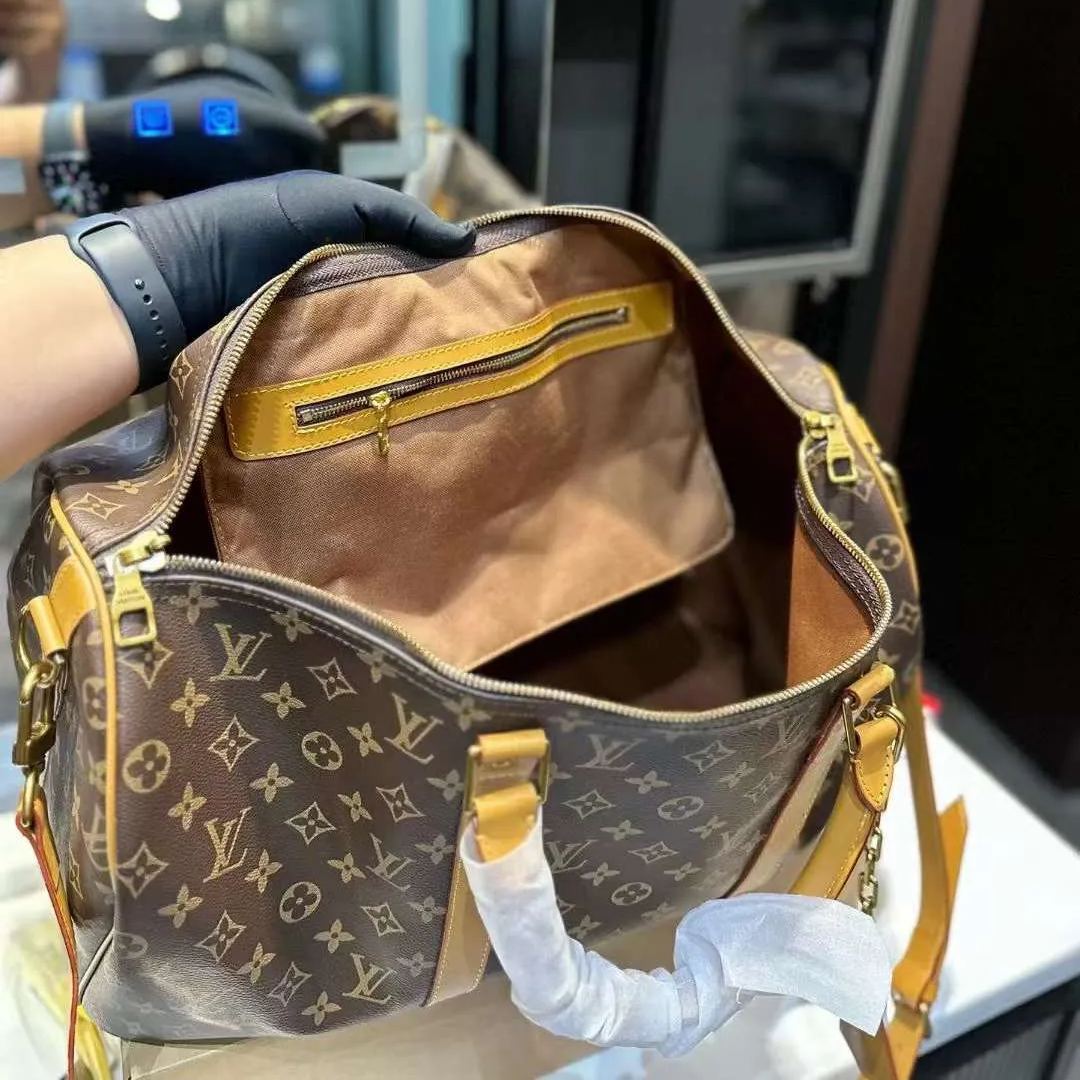 LOUIS VUITTON キーポルバンドリエール50.0x 29.0cm - 画像 (9)