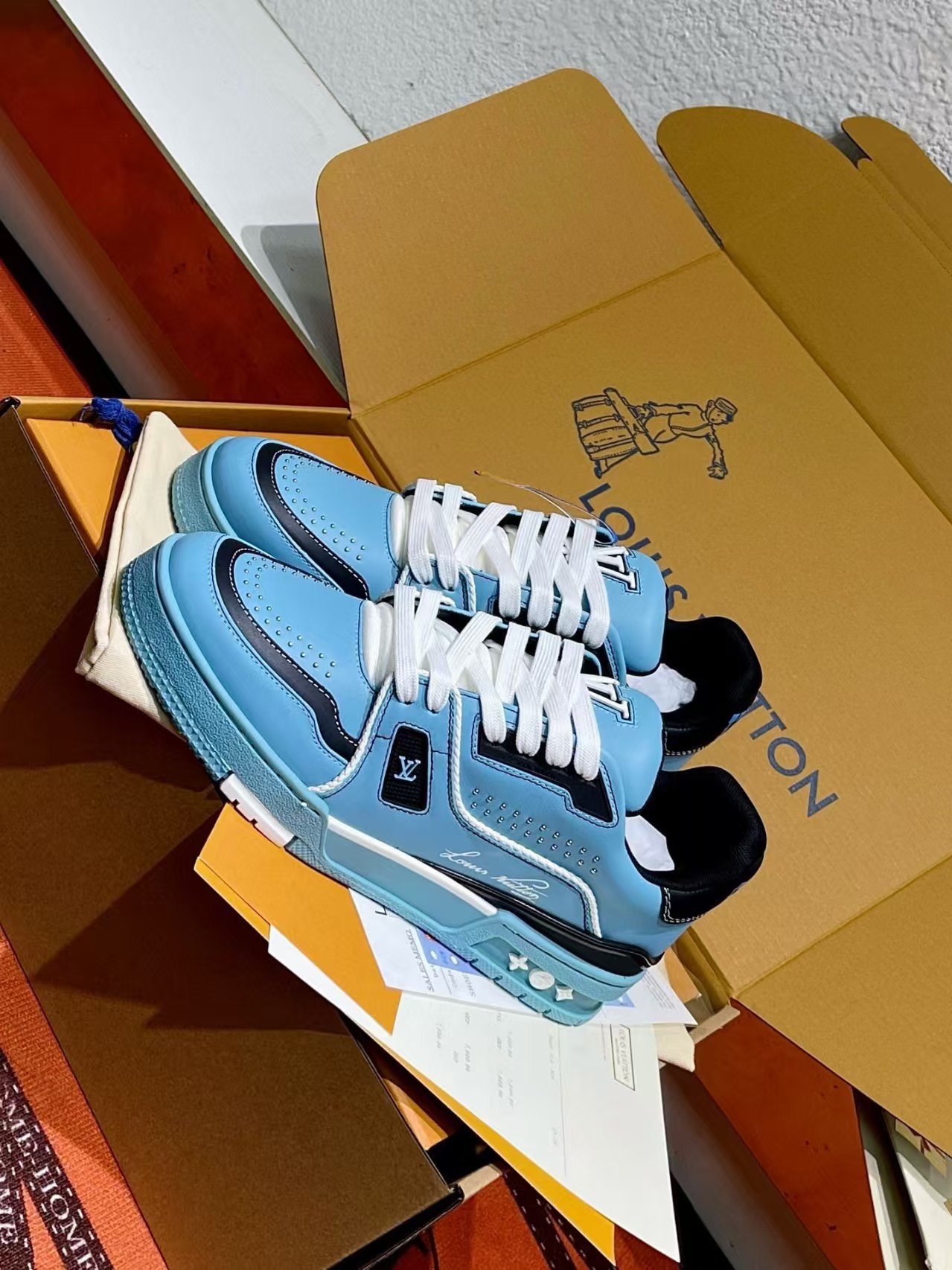 NEW Louis Vuitton モノグラム靴、最高品質、日売100足 - 画像 (4)