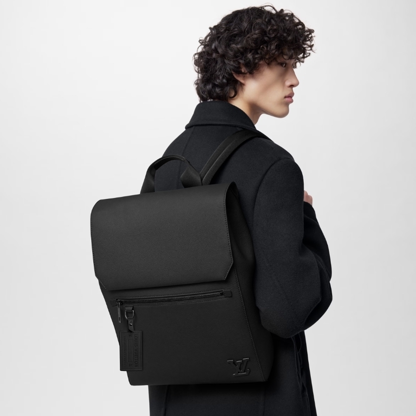 シルエットが美しい Louis Vuitton ファストライン バッグパック M21367 - 画像 (8)