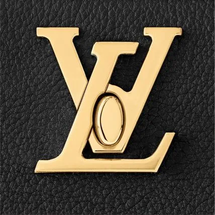 23AW 新作 Louis Vuitton ロック&ゴーバッグ 黒 ホワイト ロゴ - 画像 (6)