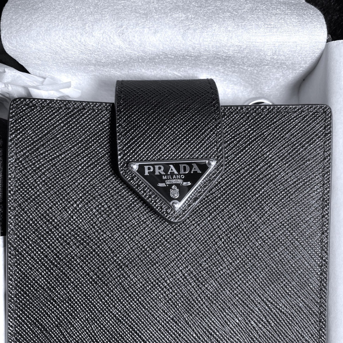 【プラダ】レザー スマホ ケース - 画像 (15)