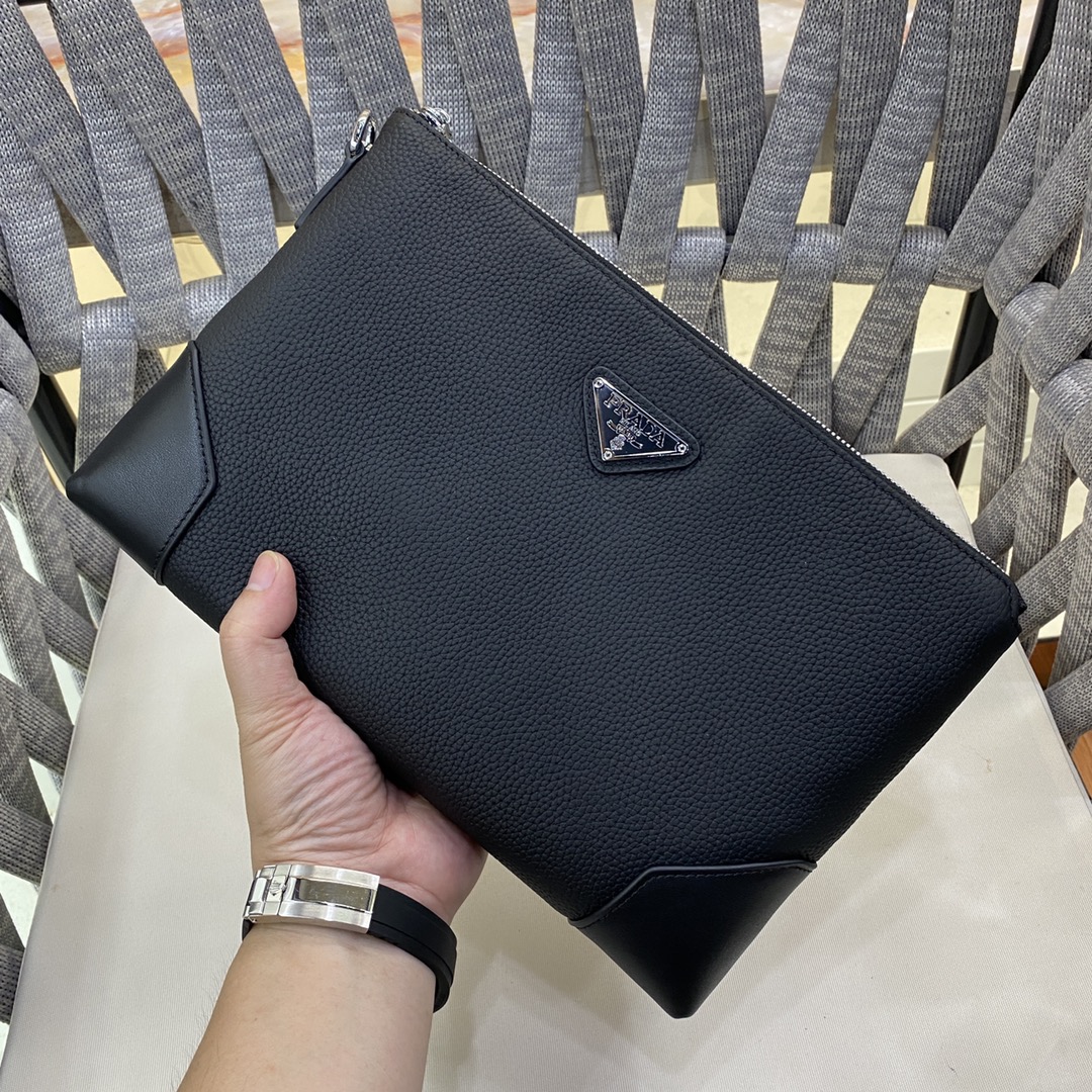 【PRADA 公式旗艦店】プラダ クラッチバッグ当日出荷 好評に付き再入荷!19*29*3CM - 画像 (7)