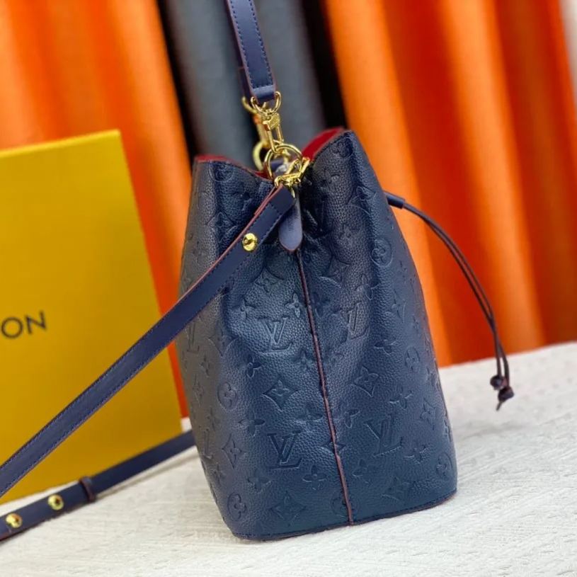 Louis Vuitton お洒落な【ネオノエバッグ MM】レザー 多用途 M45256 M45306 M44022 - 画像 (40)