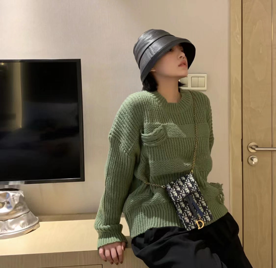 🔥2 個購入すると、最低価格の 1 個が無料になります🔥📱Dior限定版の小さくて絶妙な携帯電話バッグ👝【50%割引+送料無料】 - 画像 (12)