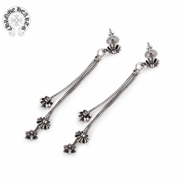 【CHROME HEARTS】 クロムハーツ ファッションスタイルのイヤリング