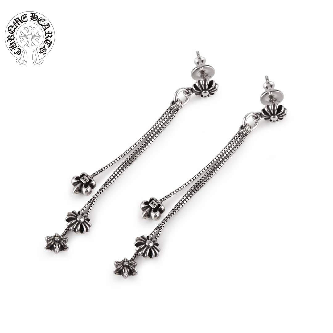 【CHROME HEARTS】 クロムハーツ ファッションスタイルのイヤリング