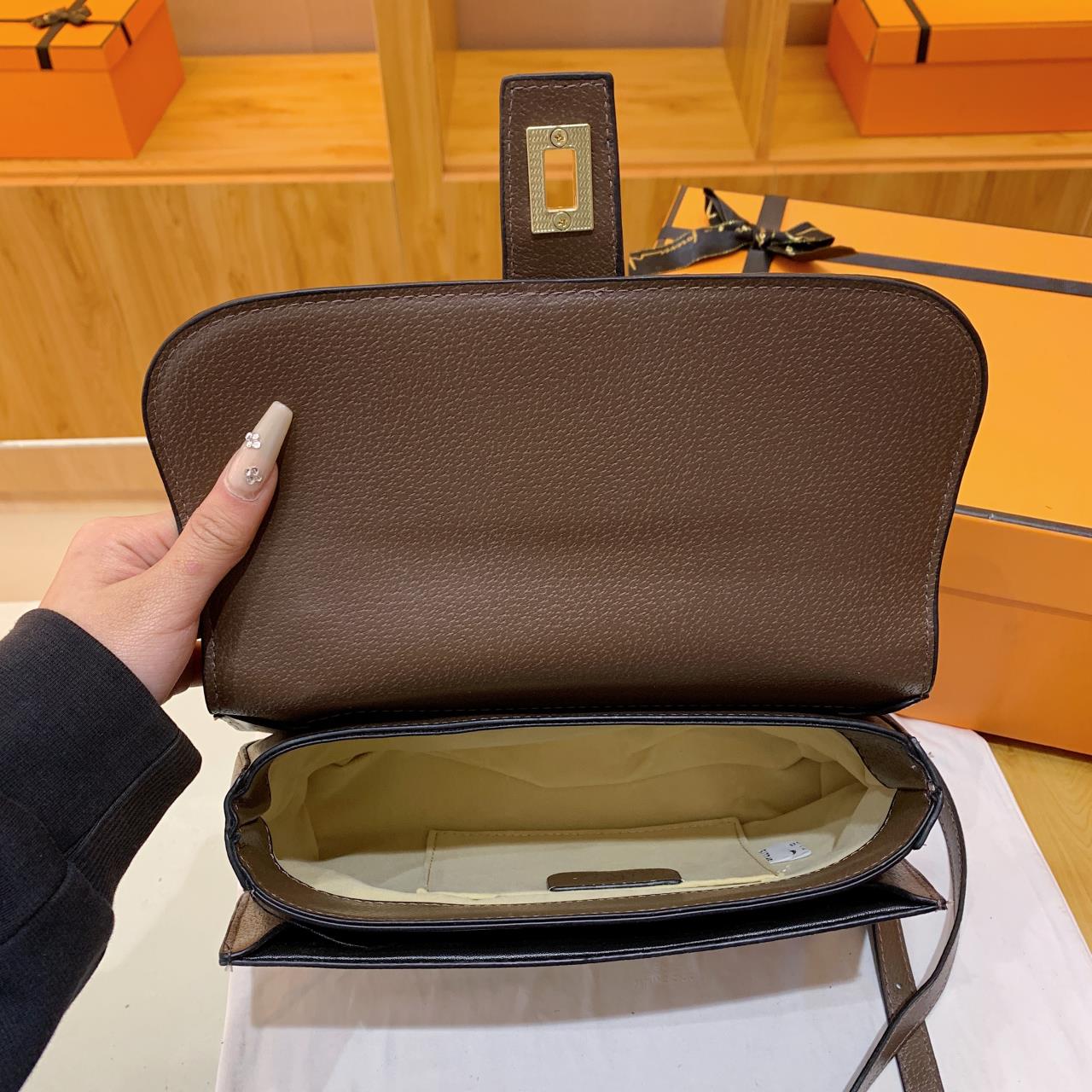 グッチ GGマーモントチェーンショルダーバッグ - 画像 (8)