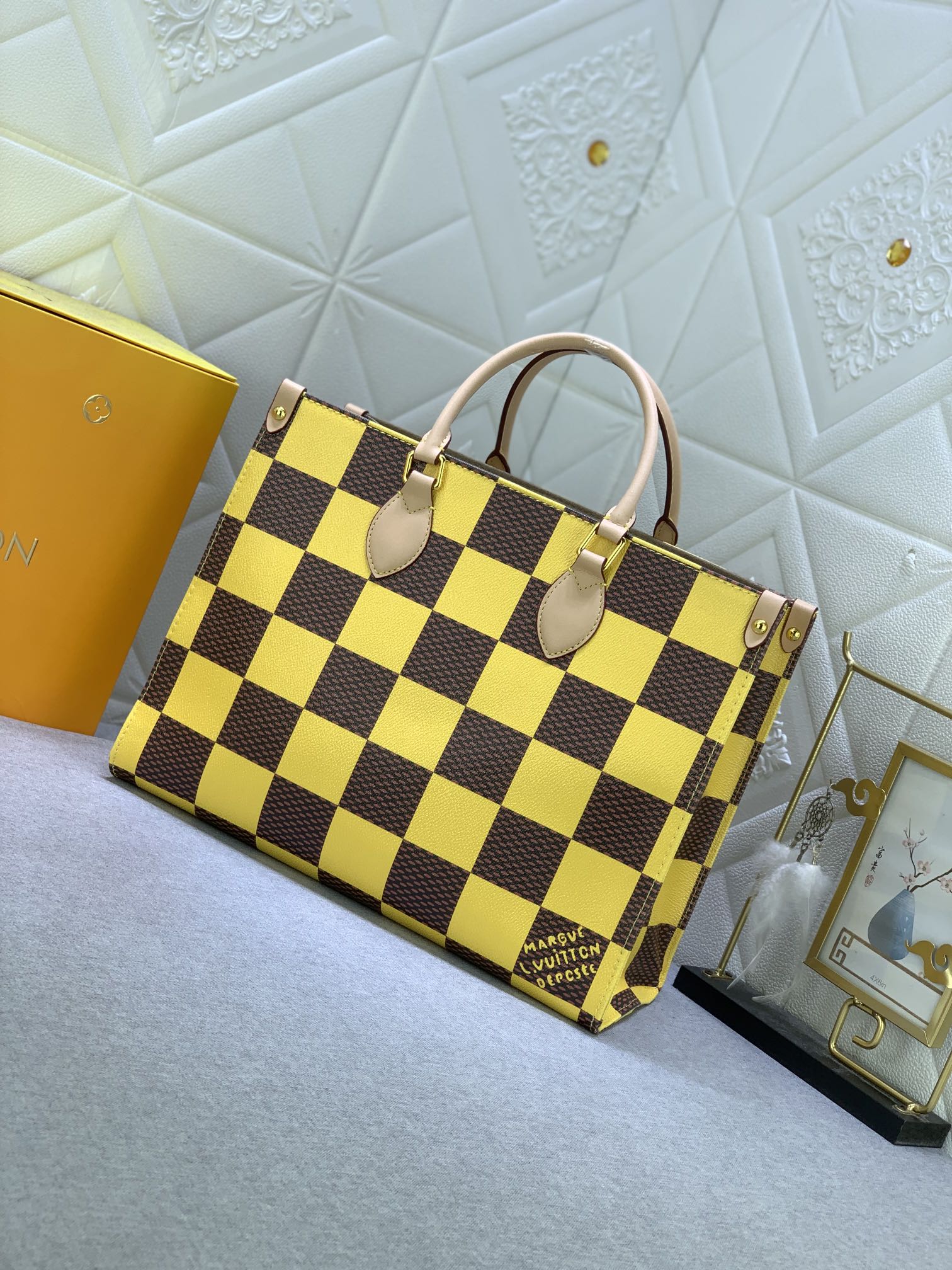 【LOUIS VUITTON】LV 新品ONTHEGO ミディアム ハンドバッグ - 画像 (10)