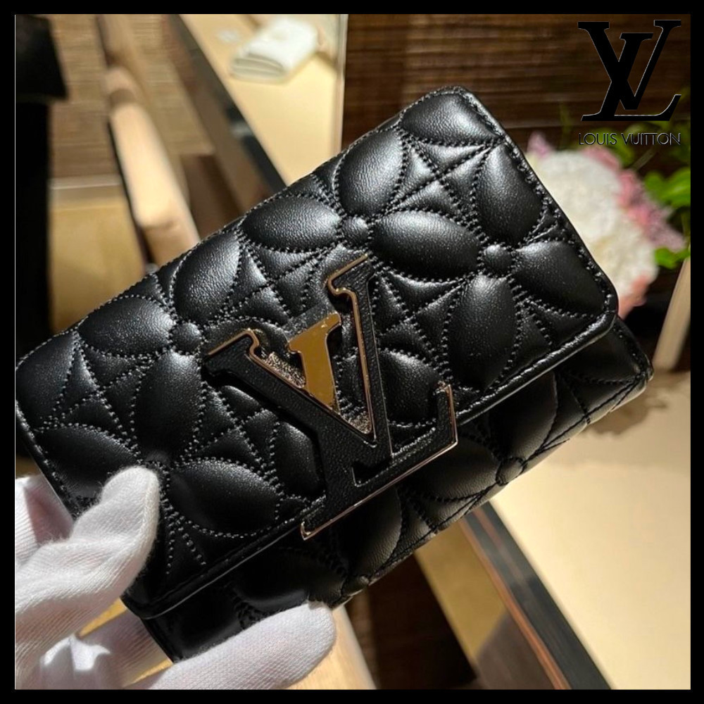 【上品なデザイン♪】Louis Vuitton ポルトフォイユ・カプシーヌ M83666