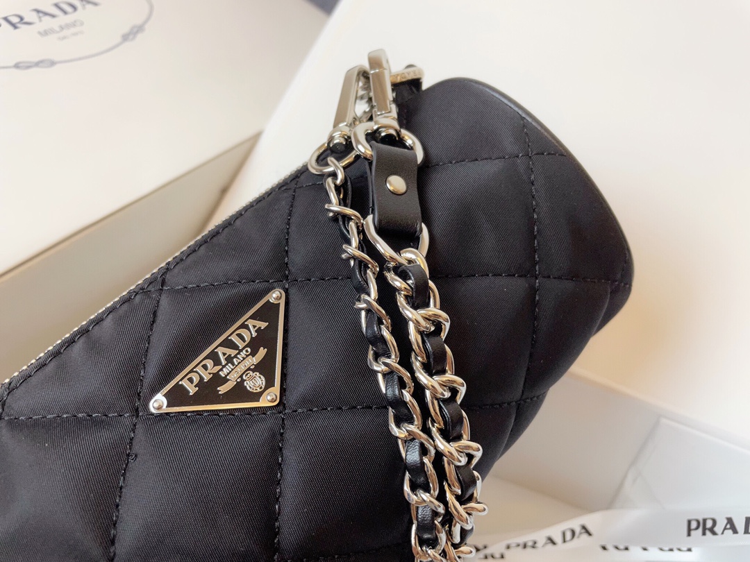 【PRADA 公式旗艦店】プラダ 斜めがけバッグ 当日出荷 好評に付き再入荷!21*11CM - 画像 (6)