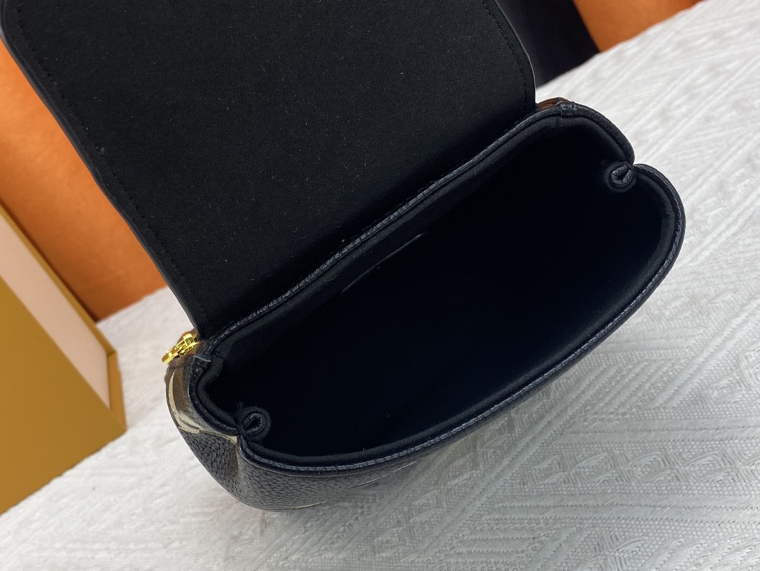 Louis Vuitton◇新しい小さなバックパックが発売されました M80738 80783 45764 81353 - 画像 (27)