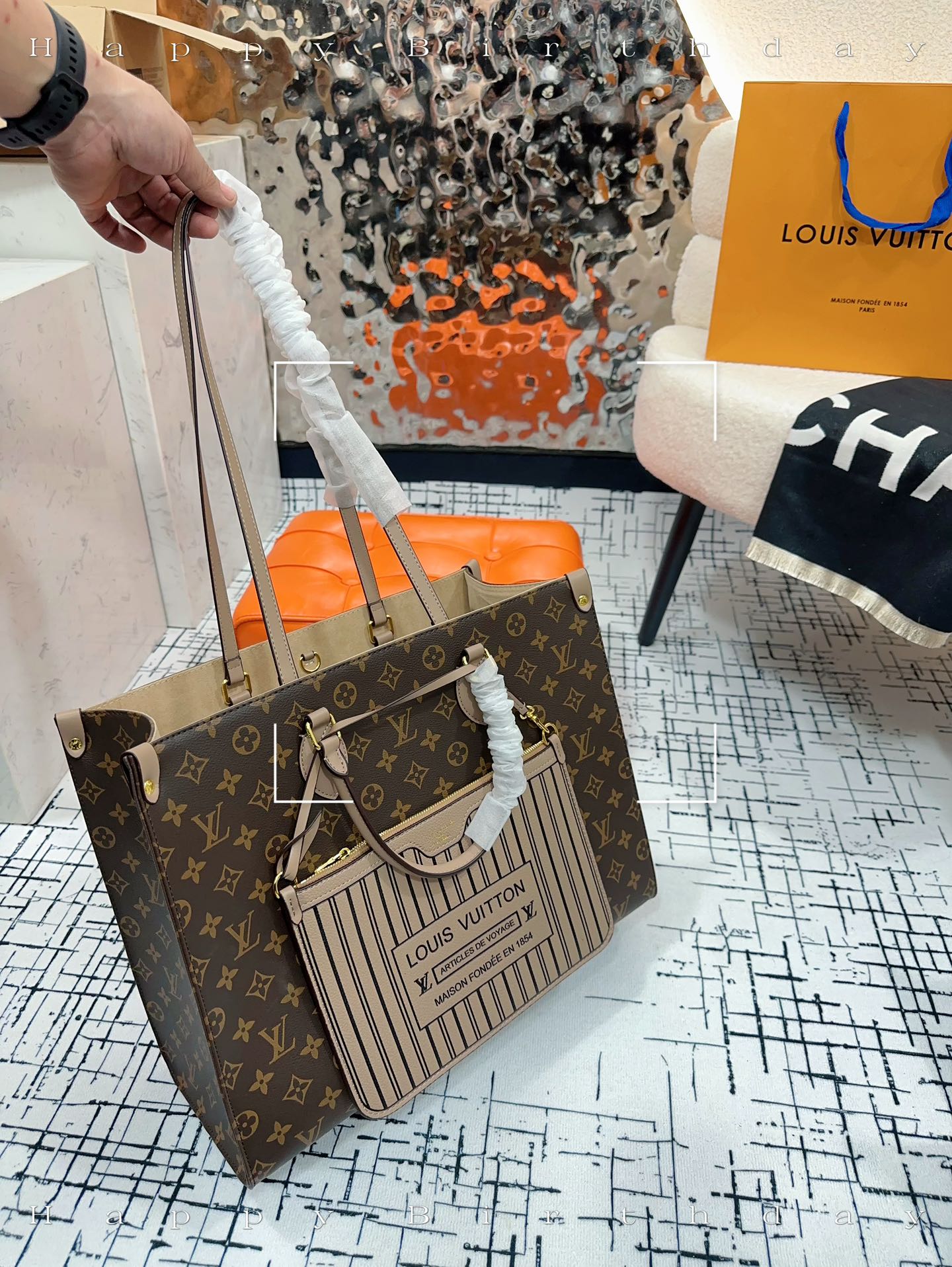 Louis Vuitton(ルイヴィトン) コストパフォーマンスの王様 onthego マミーバッグ 新モデル発売 - 画像 (23)