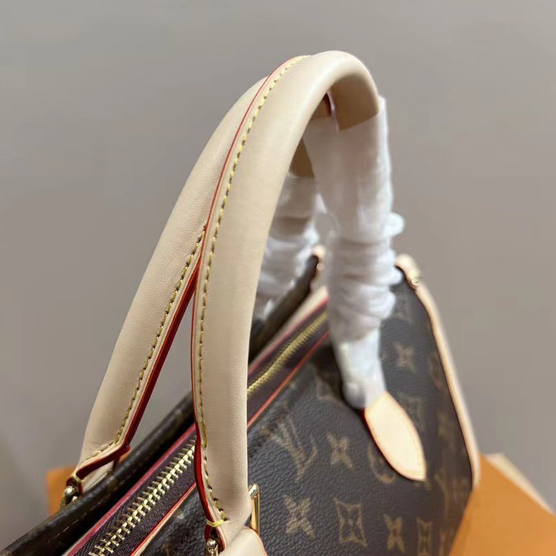 L&v Popincourt Haut ゴールデンボール 三角バッグ - 画像 (5)