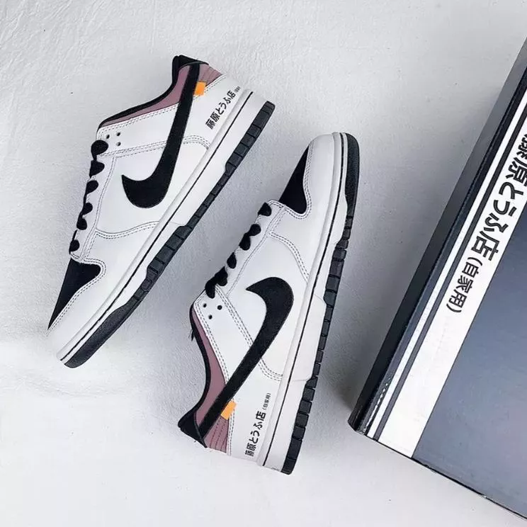 ★NIKE★送関込★激レア確定!世界が欲しがるプレミアムな逸足♪ 【今年の新商品】【新商品発売】頭文字D×NIKE Low Dunks - 画像 (8)