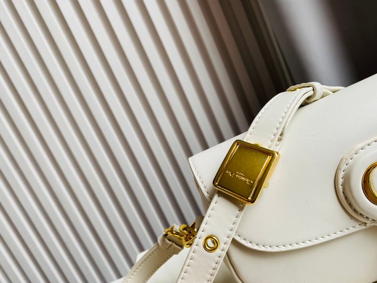 Christian Dior 【ディオール】Bobby ショルダーバッグ21x12x5cm - 画像 (8)