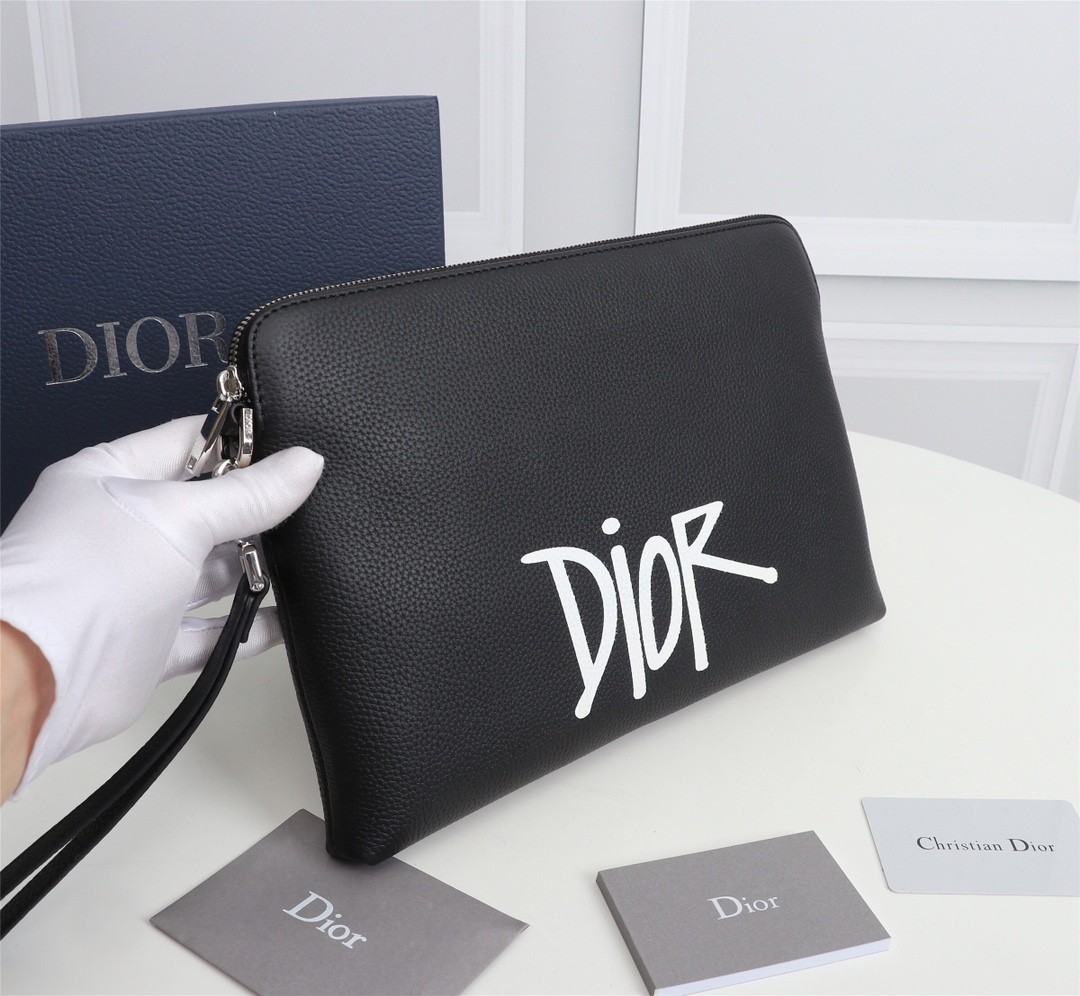 DIOR 圧倒的メンズ人気!! iPad クラッチバッグ