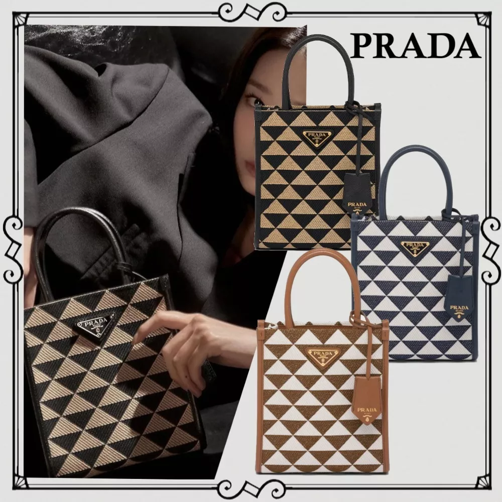 【PRADA】雑誌掲載!藤井夏恋さんが持っている大ヒットのプラダ新作バッグ「シンボル」!
