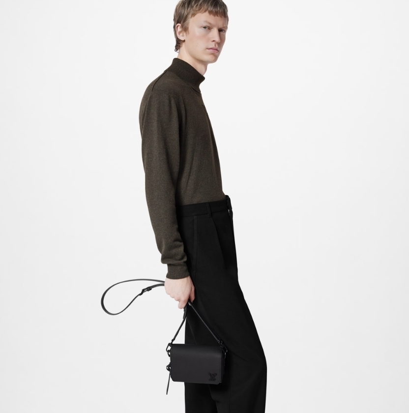 国内即発 LouisVuitton ファストラインウエアラブルウォレット - 画像 (9)