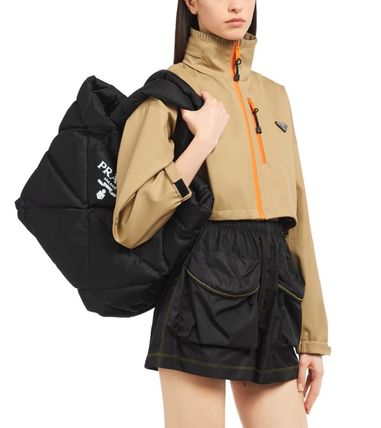 VERY雑誌掲載 PRADA 新作 パデッドRe Nylon トートバッグ-BUYMA - 画像 (5)