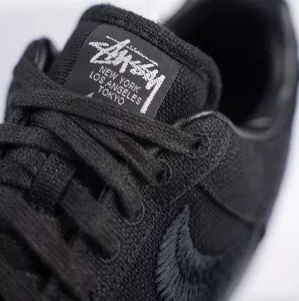 NIKE×STUSSY 】STUSSY × NIKE AIR FORCE 1 LOW "TRIPLE BLACK" - 画像 (9)