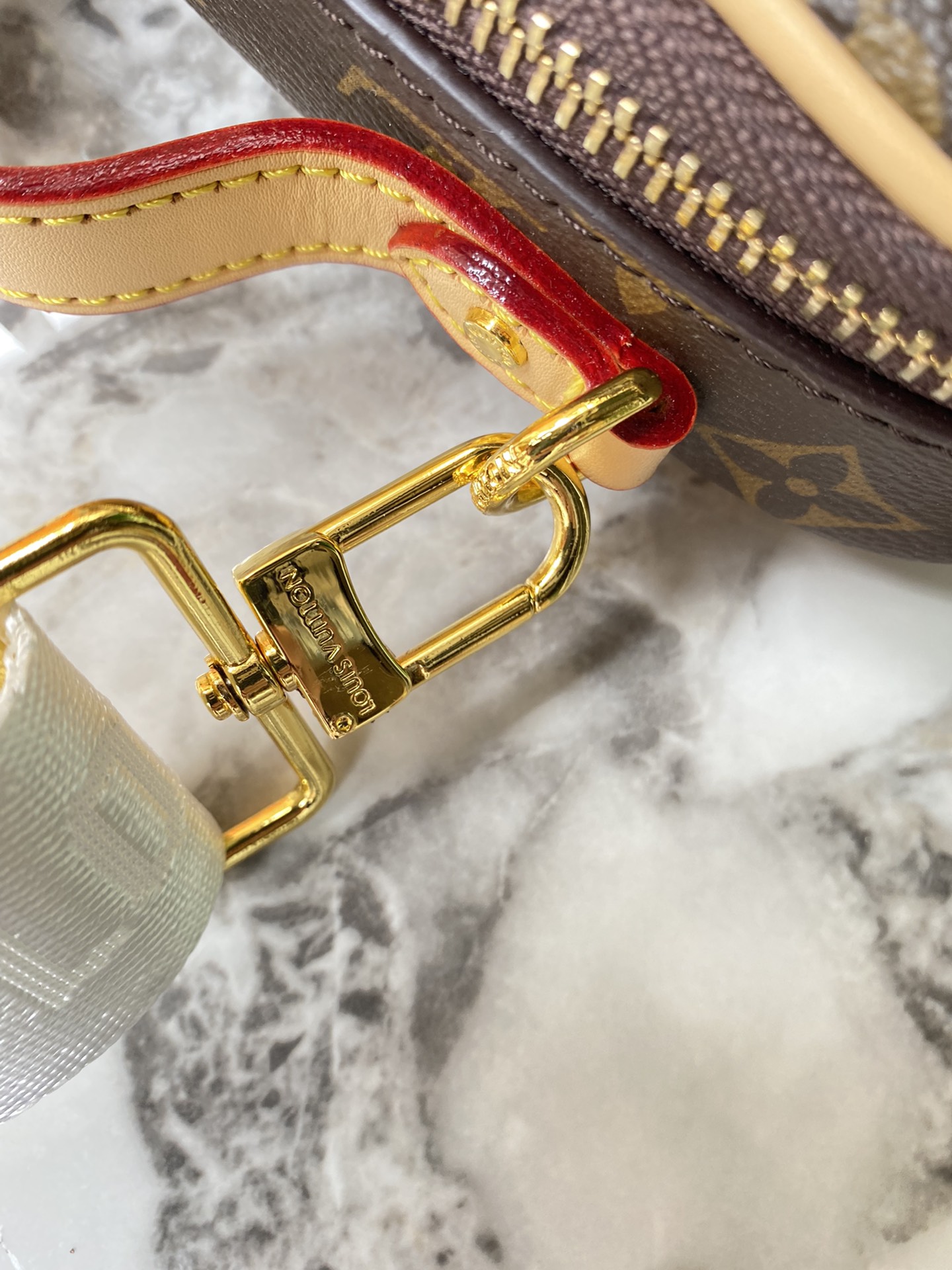 入手困難【Louis Vuitton】老花カメラバッグ M80446 - 画像 (7)