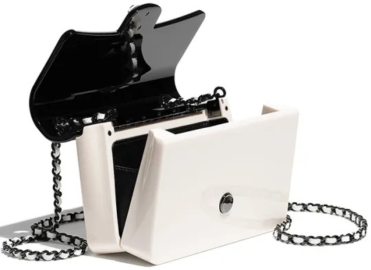 🔥今年のホットトピック! 😍中条あやみが愛用する限定版シャネル2021ミニ黒白アクリルバッグは日本で発売、めったにない購入チャンス!💓 - 画像 (5)