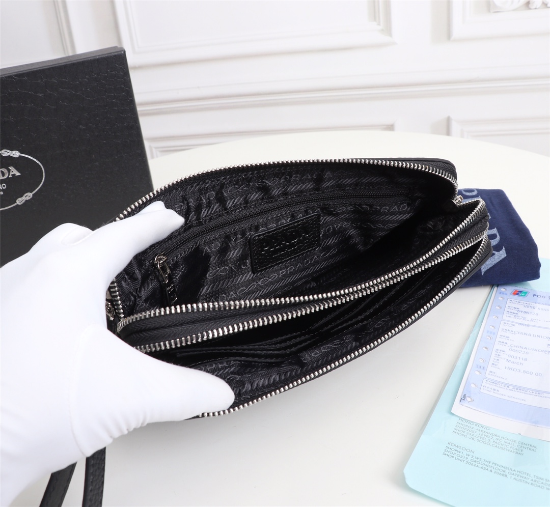 【PRADA 公式 旗艦店】プラダ クラッチバッグ当日出荷 好評に付き再入荷!24*14*5CM - 画像 (8)
