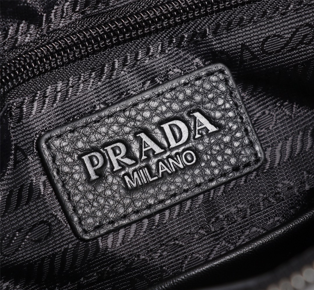【PRADA 公式旗艦店】プラダ ショルダーバッグ 当日出荷 好評に付き再入荷!25*27*5CM - 画像 (7)