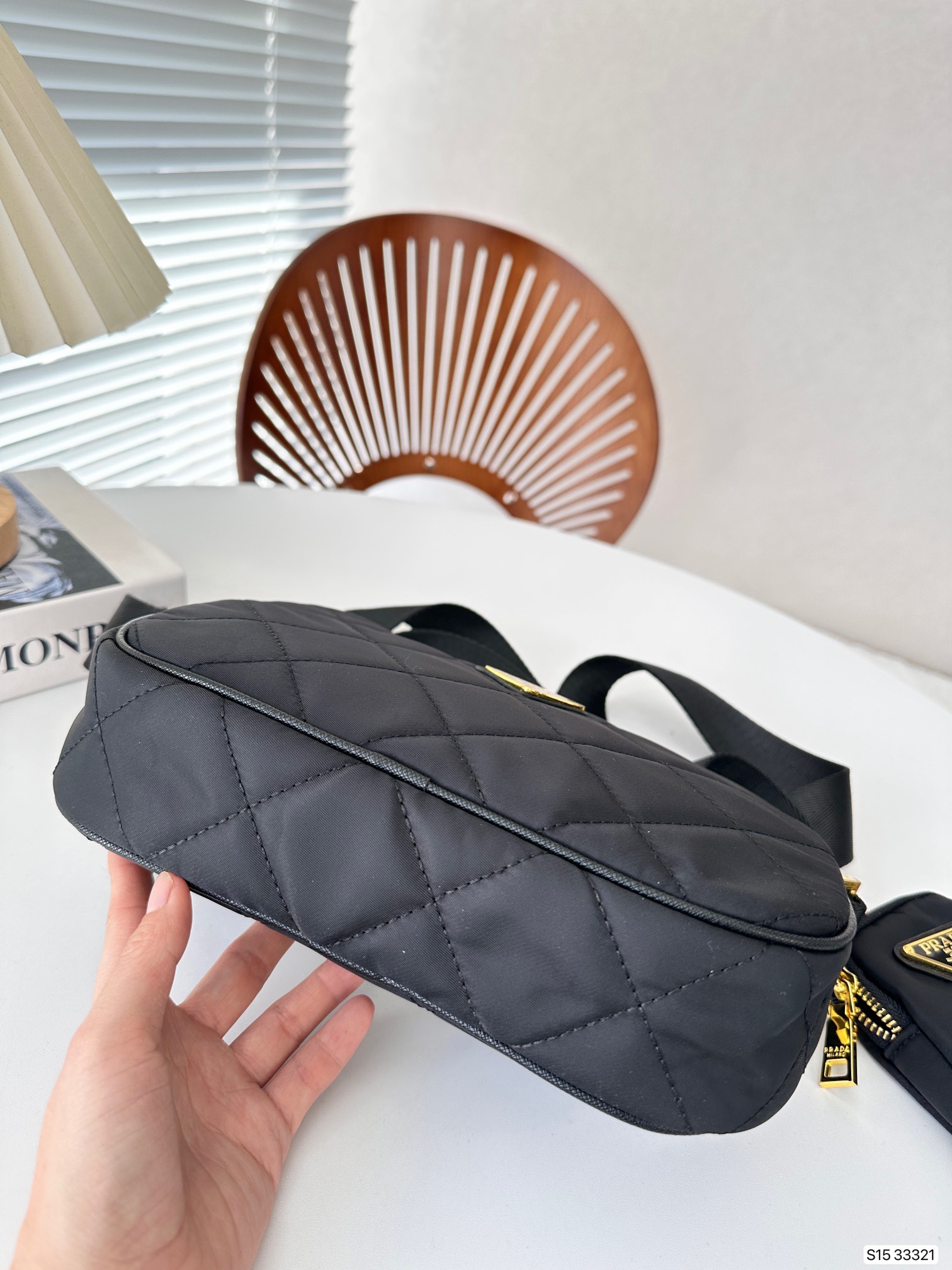 【PRADA 公式旗艦店】 プラダ 斜めがけバッグ当日出荷 好評に付き再入荷24*16CM - 画像 (8)