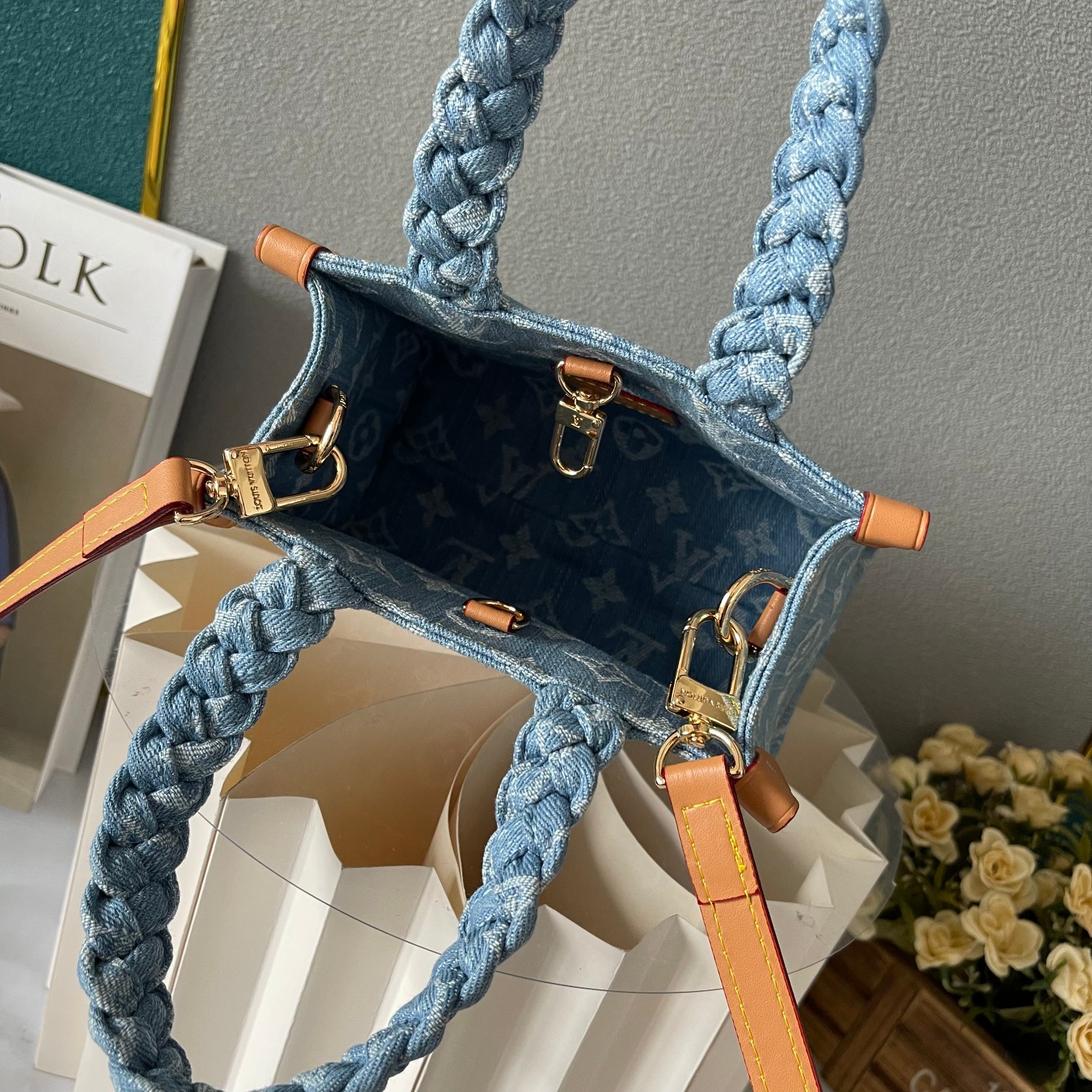 【持ち手もかわいい♡】Louis Vuitton レットゴー M24897 - 画像 (13)