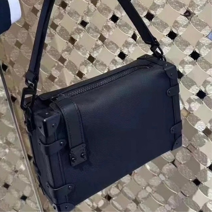 《上品でタイムレスな雰囲気★》Louis Vuitto プティット・マル M24303 - 画像 (5)