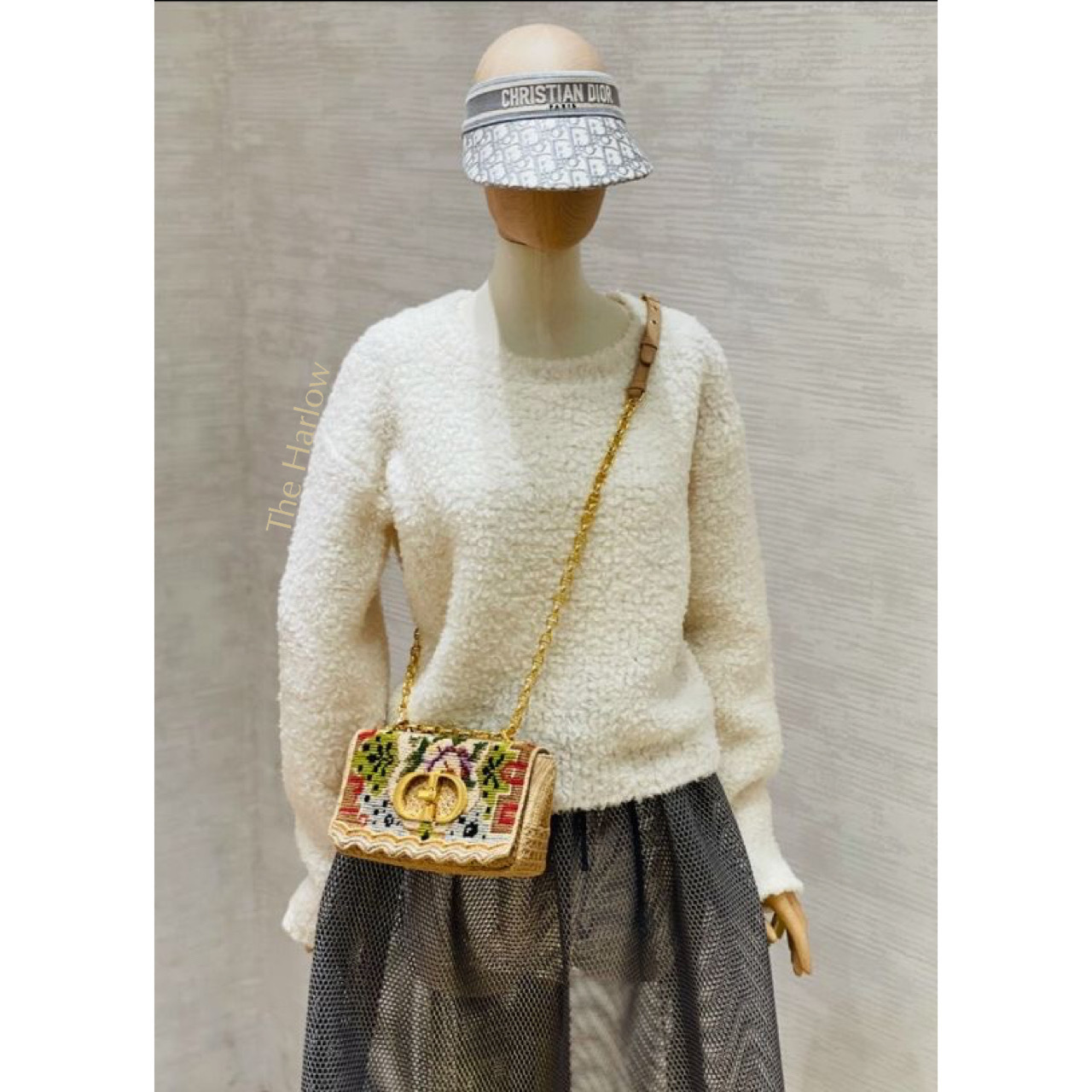 【DIOR】夏のお洒落に!上品なロゴ刺繍入りD-OBLIQUEバイザー - 画像 (12)